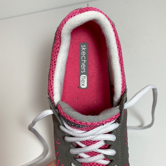SKECHERS - ON THE GO FLEX WOMENS SIZE: 6 - Picture 12 of 12